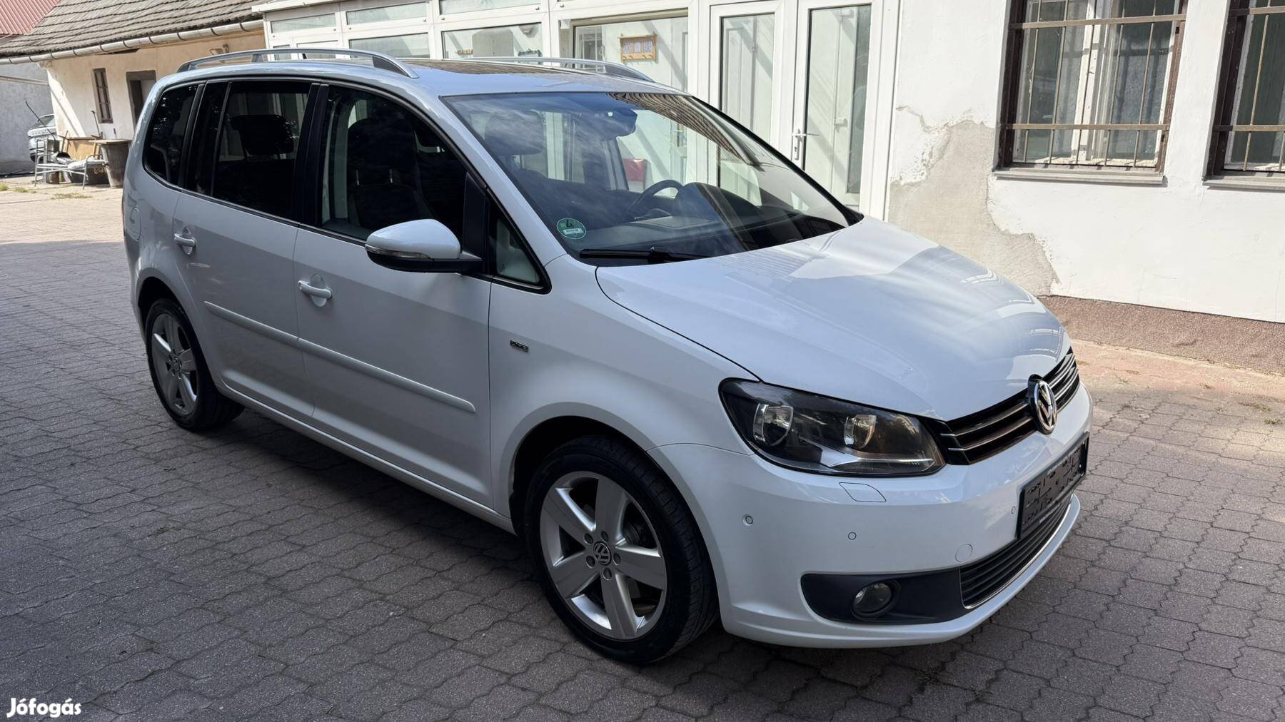 Volkswagen Touran 1.4 TSI Highline [7 személy]...